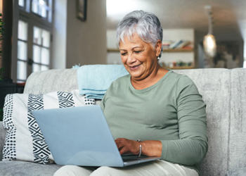 woman working on laptop